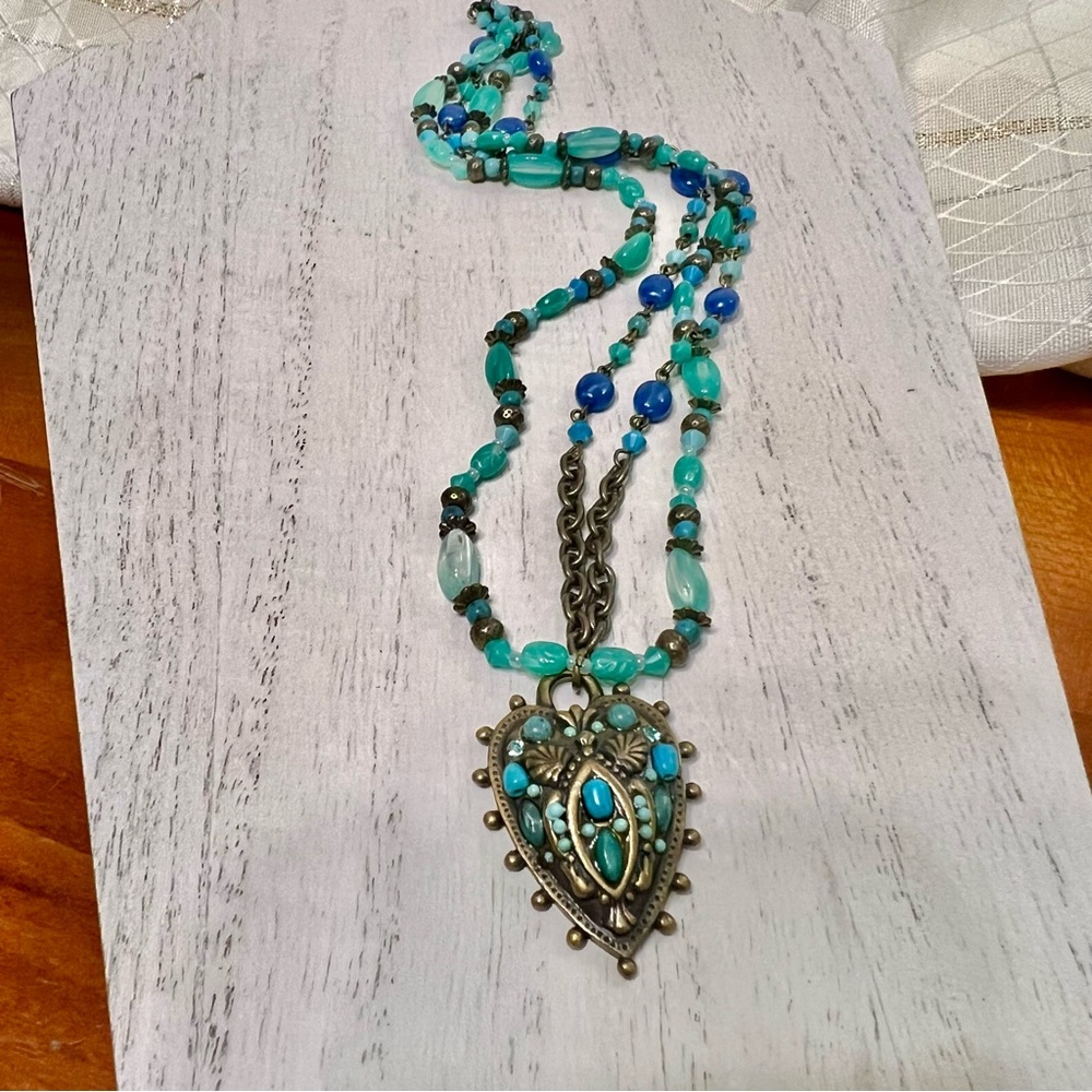 Vintage Beaded Heart Necklace , Blue Beaded Necklace Jewelry, Heart Necklaces